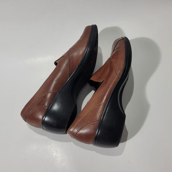 Clarks Slip On Loafers Brown sz 9 - Picture 7 of 10